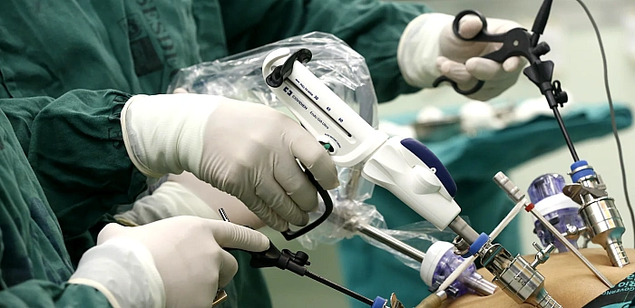 Endoscopy vs Laparoscopy Instruments: Key Differences, Uses & Advantages